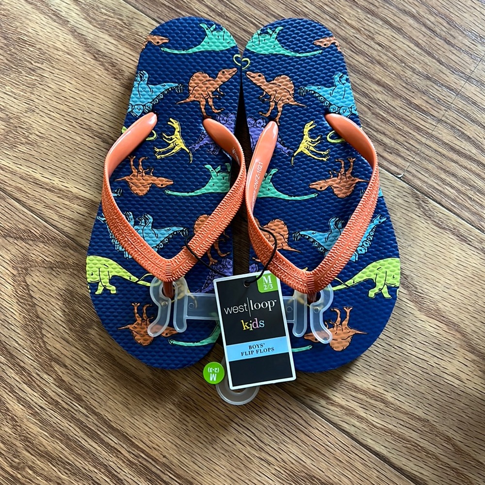 West loop boys flip flop Meduim 2/3